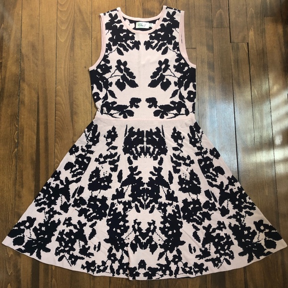 Eliza J Stretch Summer Dress - Picture 1 of 3